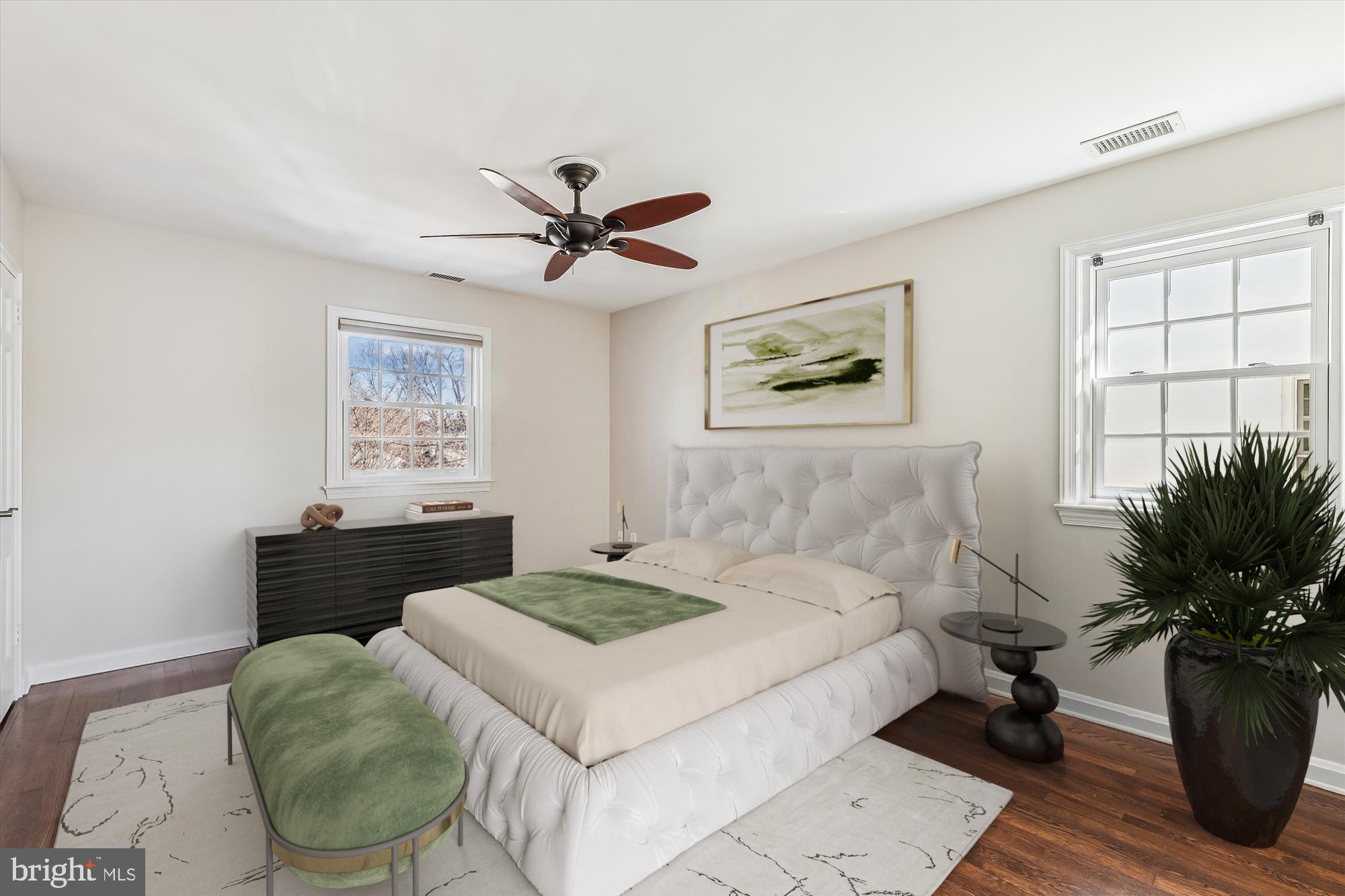 4522 Albemarle St NW