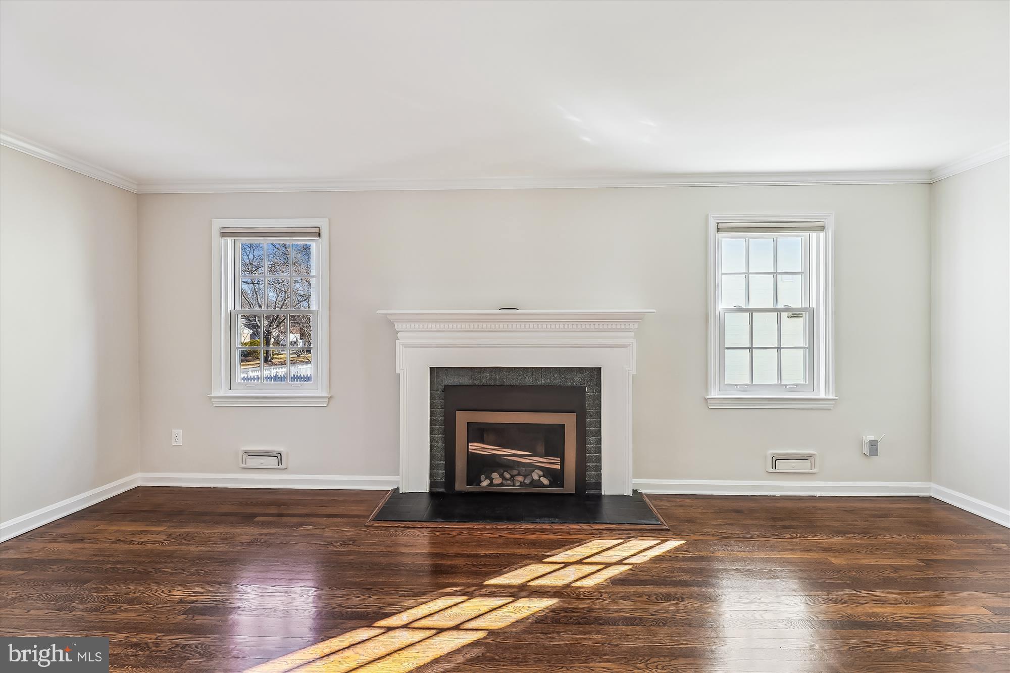 4522 Albemarle St NW