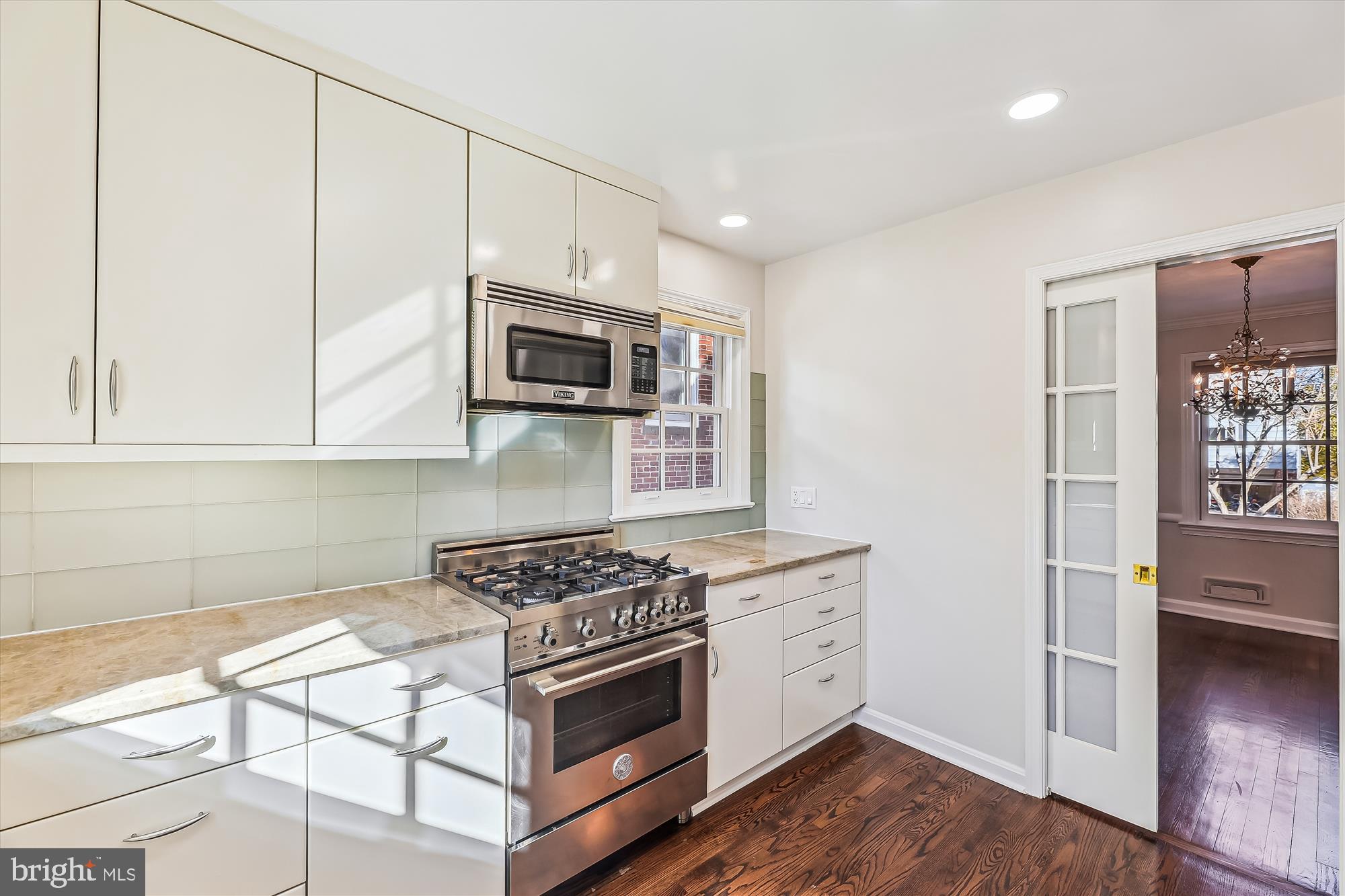 4522 Albemarle St NW