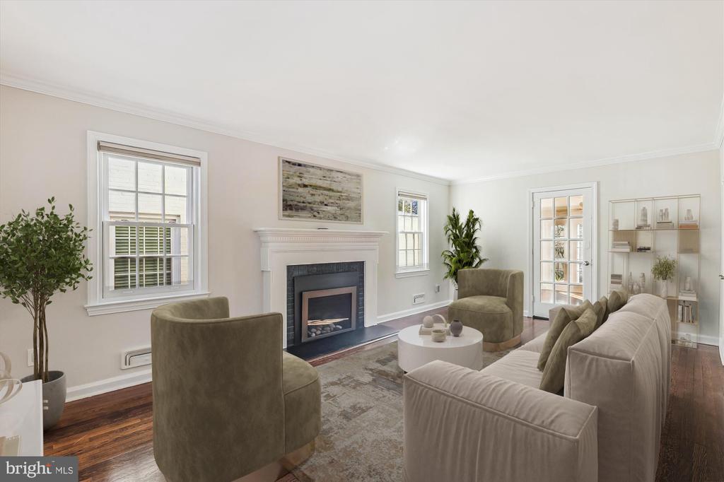 4522 Albemarle St NW