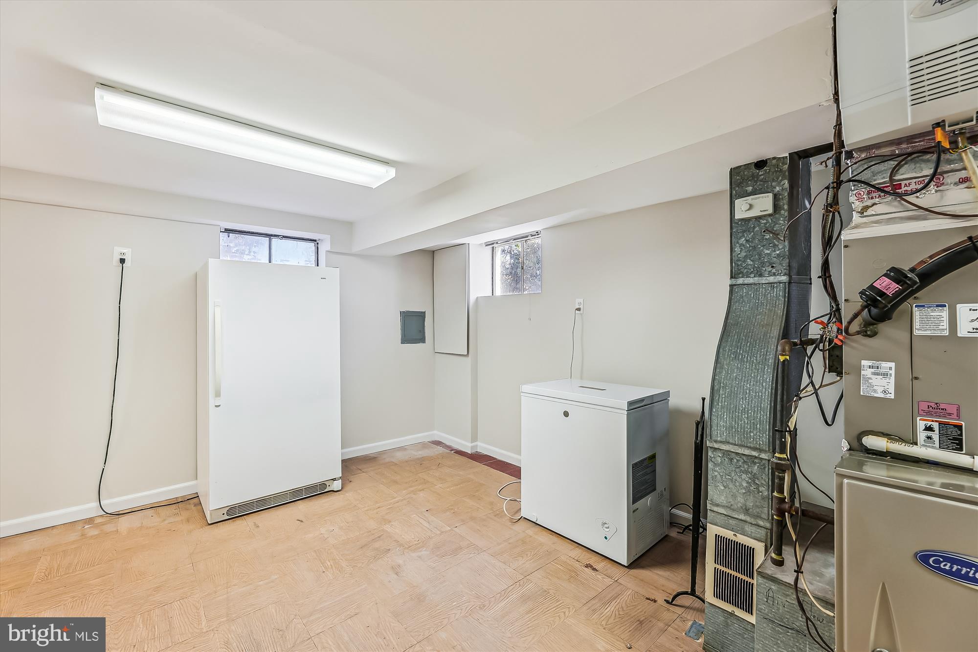 4522 Albemarle St NW