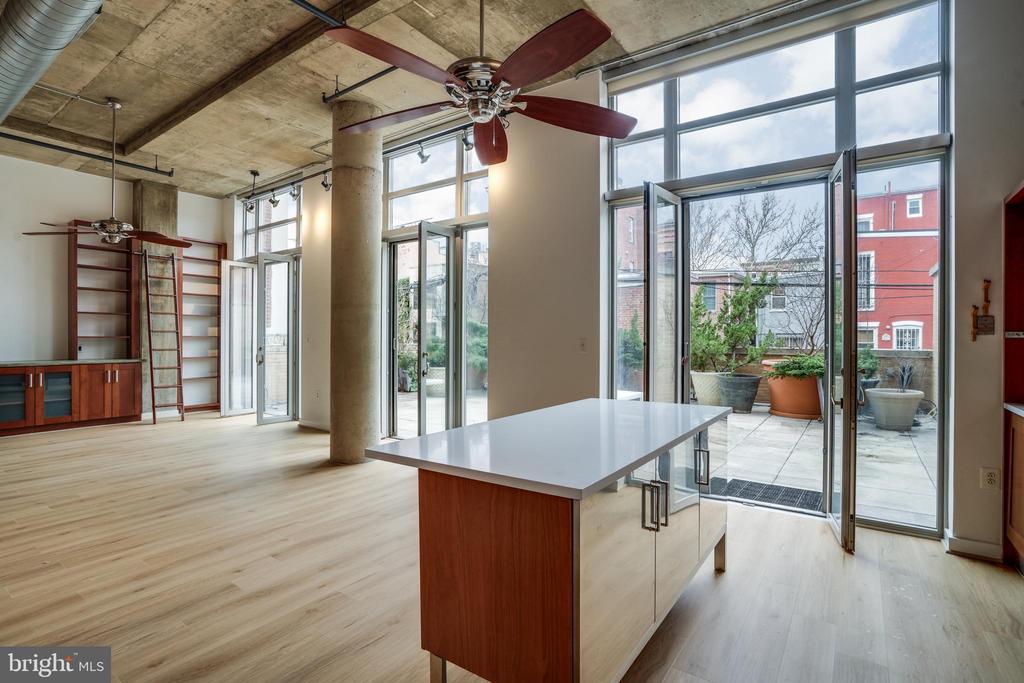 1401 Church St NW #217