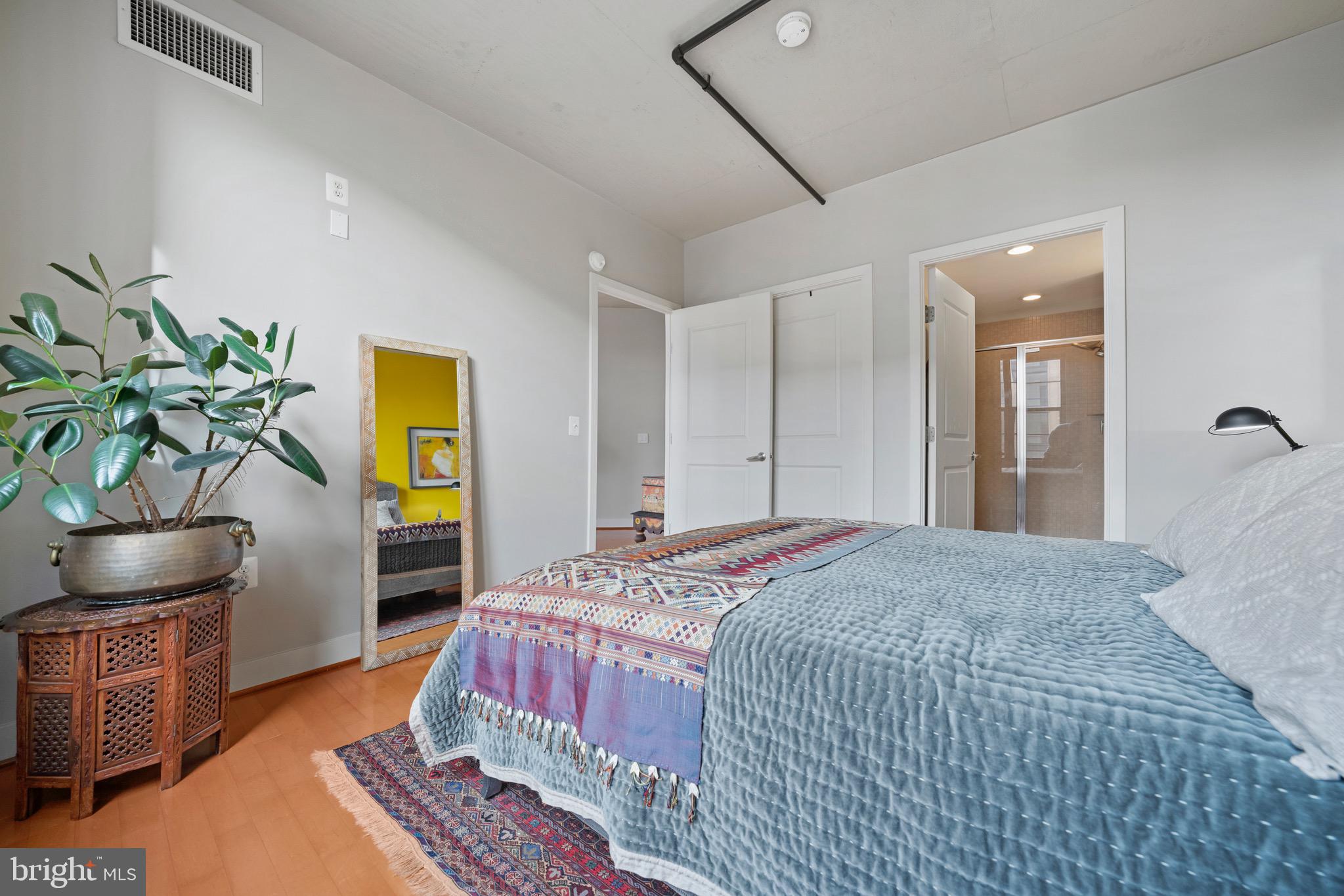 2125 14TH ST NW #528