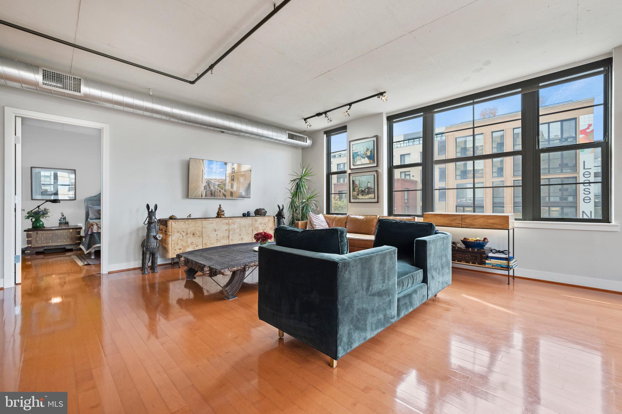 2125 14TH ST NW #528