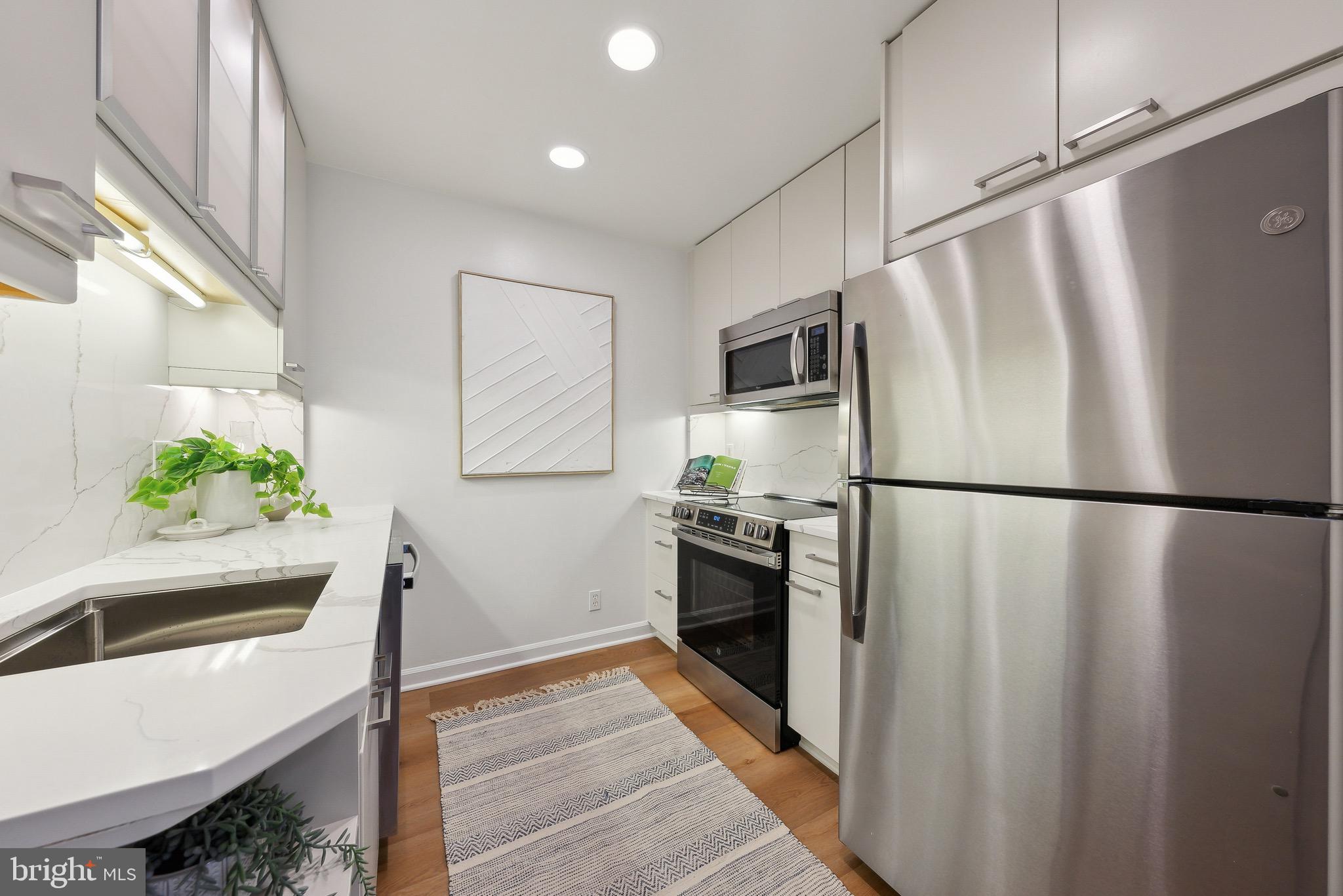 1830 17th St NW #506