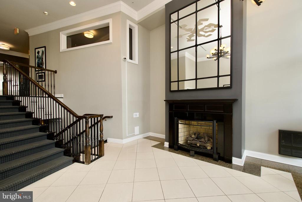 1210 R St NW #313