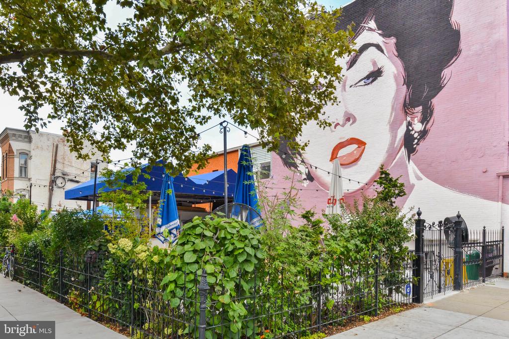 1407 Columbia St NW