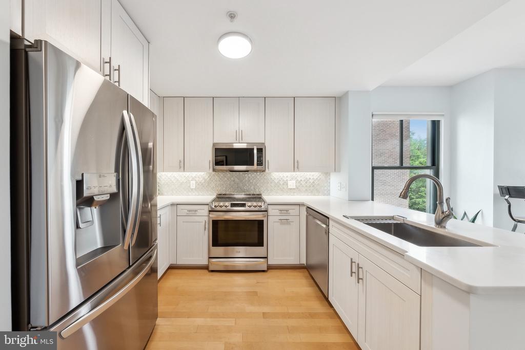 910 M St NW #310