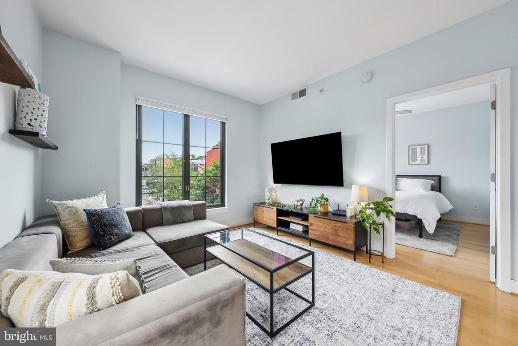910 M St NW #310
