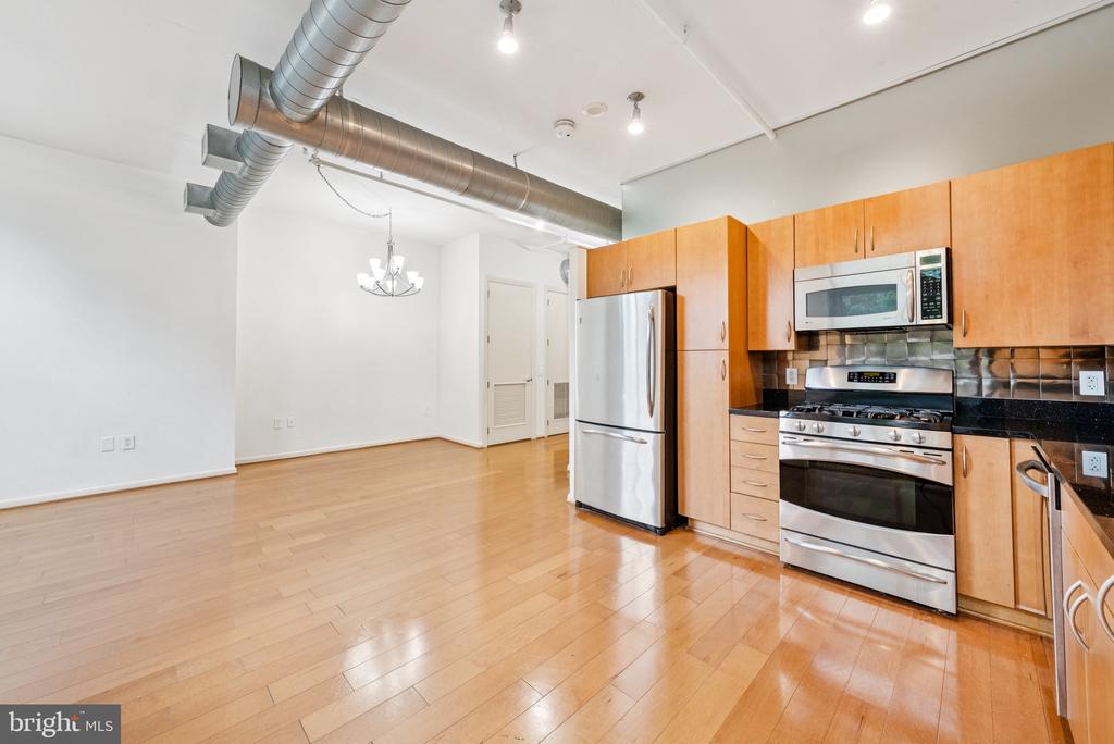 811 4TH ST NW #116
