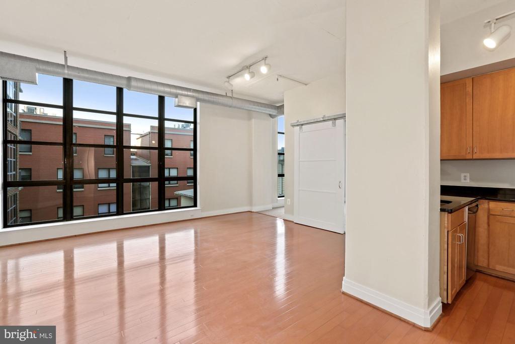 2020 12TH STREET NW 405