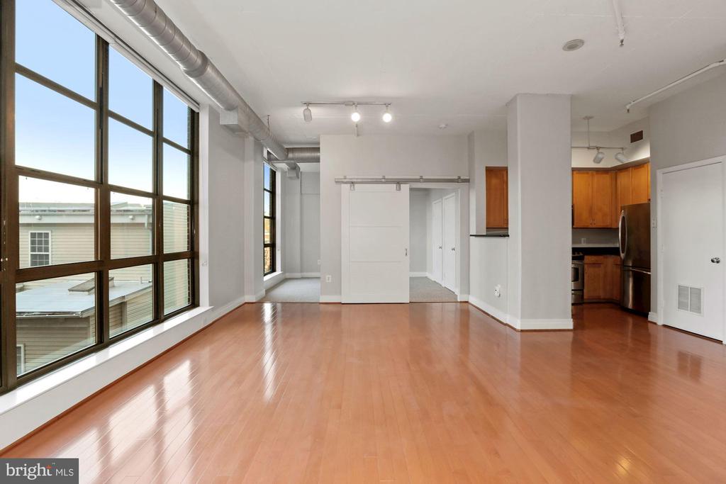 2020 12TH STREET NW 405
