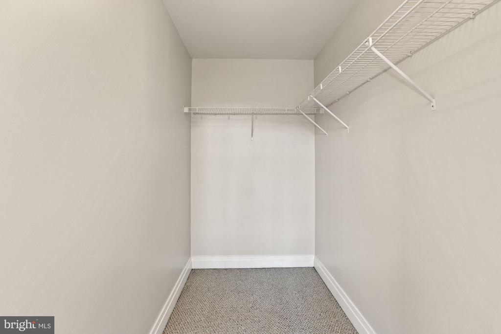 2020 12TH STREET NW 405