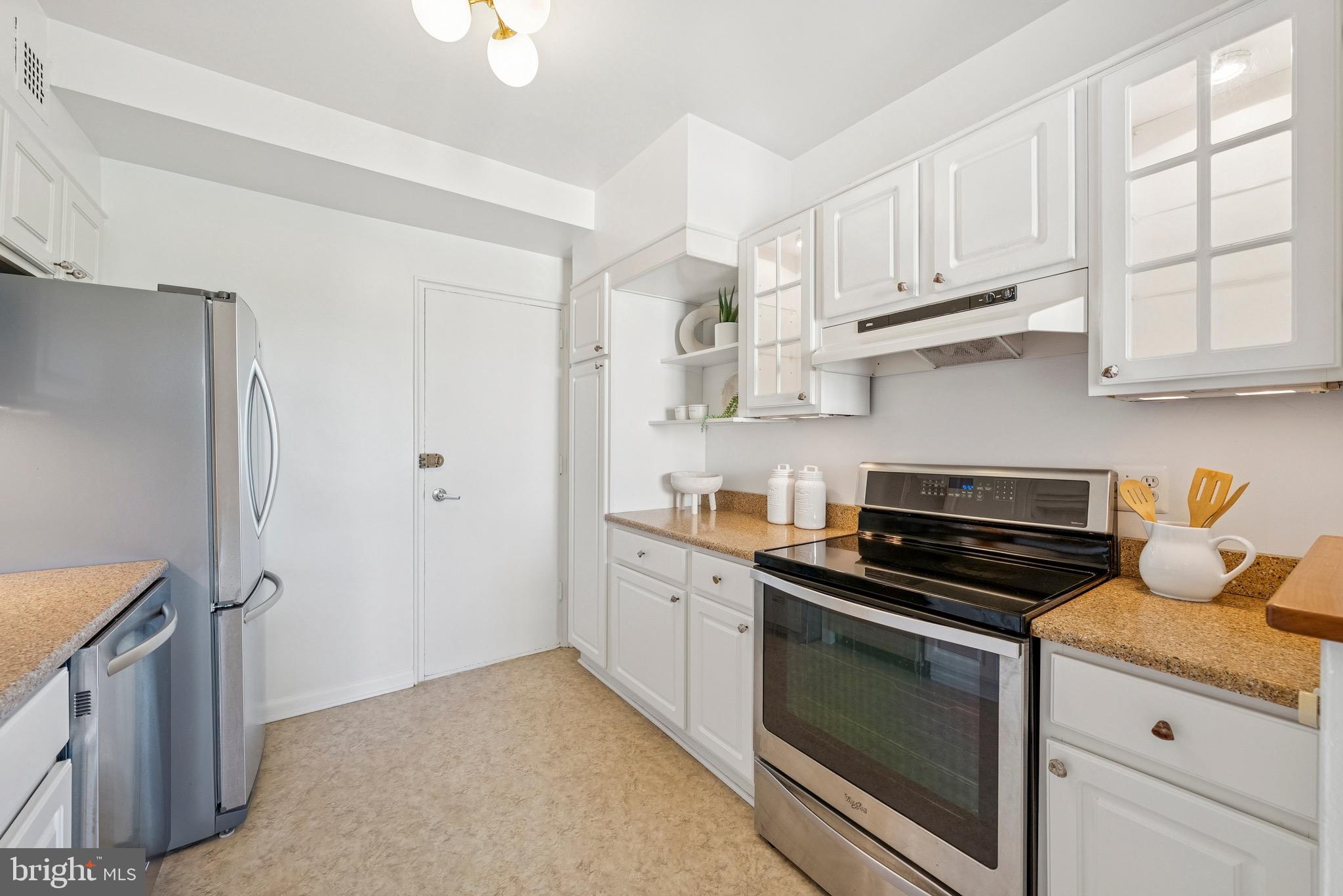 4740 CONNECTICUT AVENUE NW 709