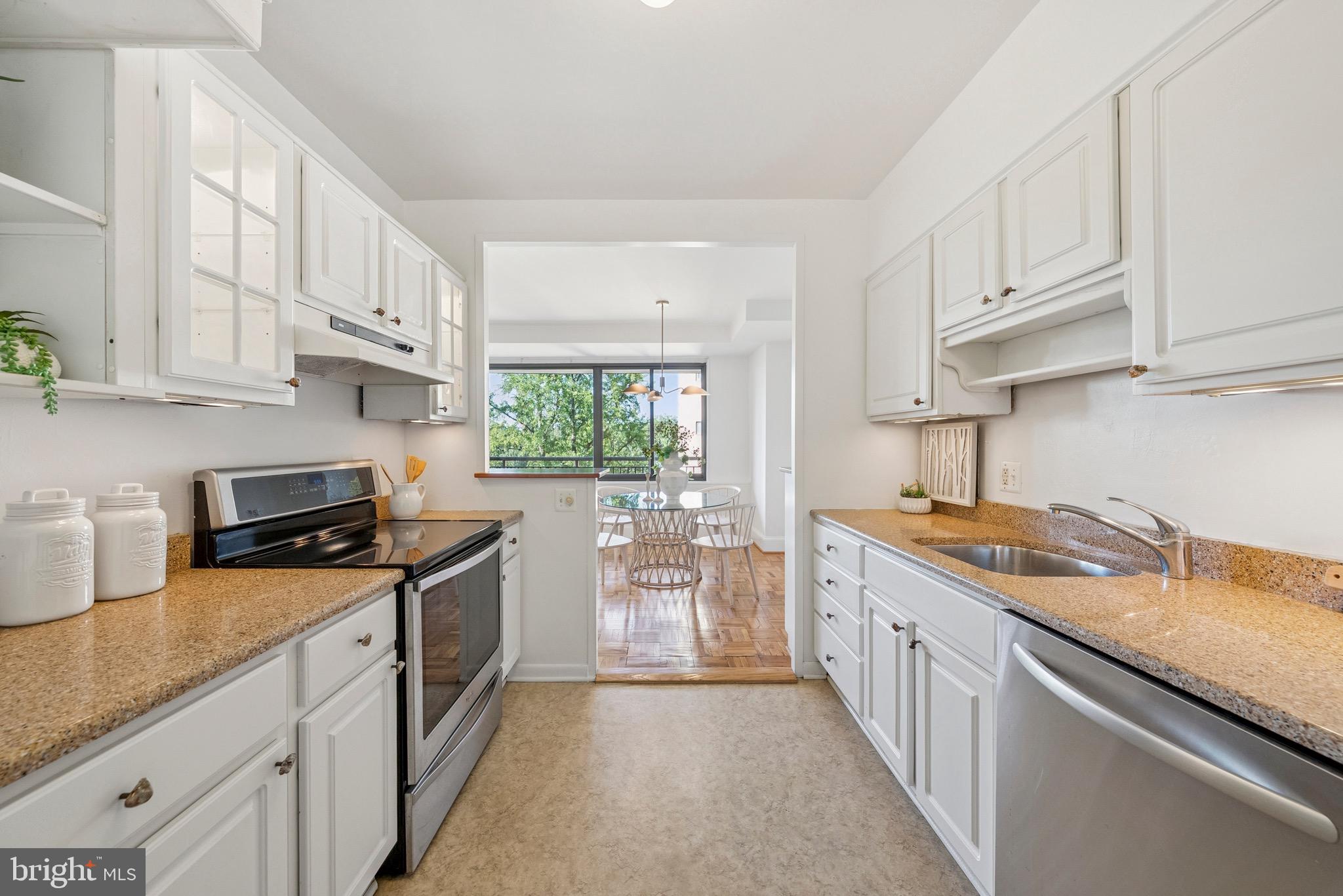 4740 CONNECTICUT AVENUE NW 709