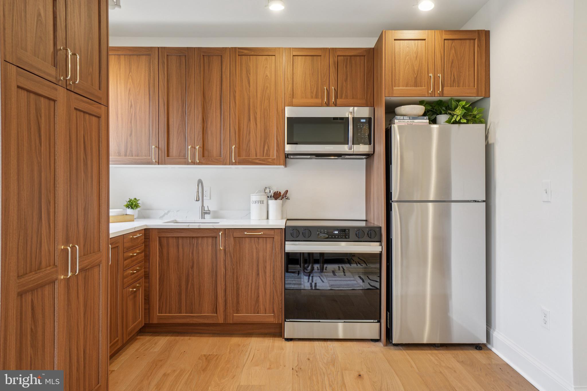 1401 COLUMBIA ROAD NW 403