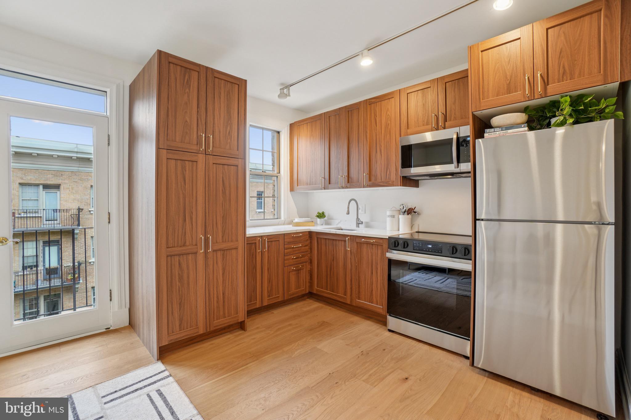 1401 COLUMBIA ROAD NW 403