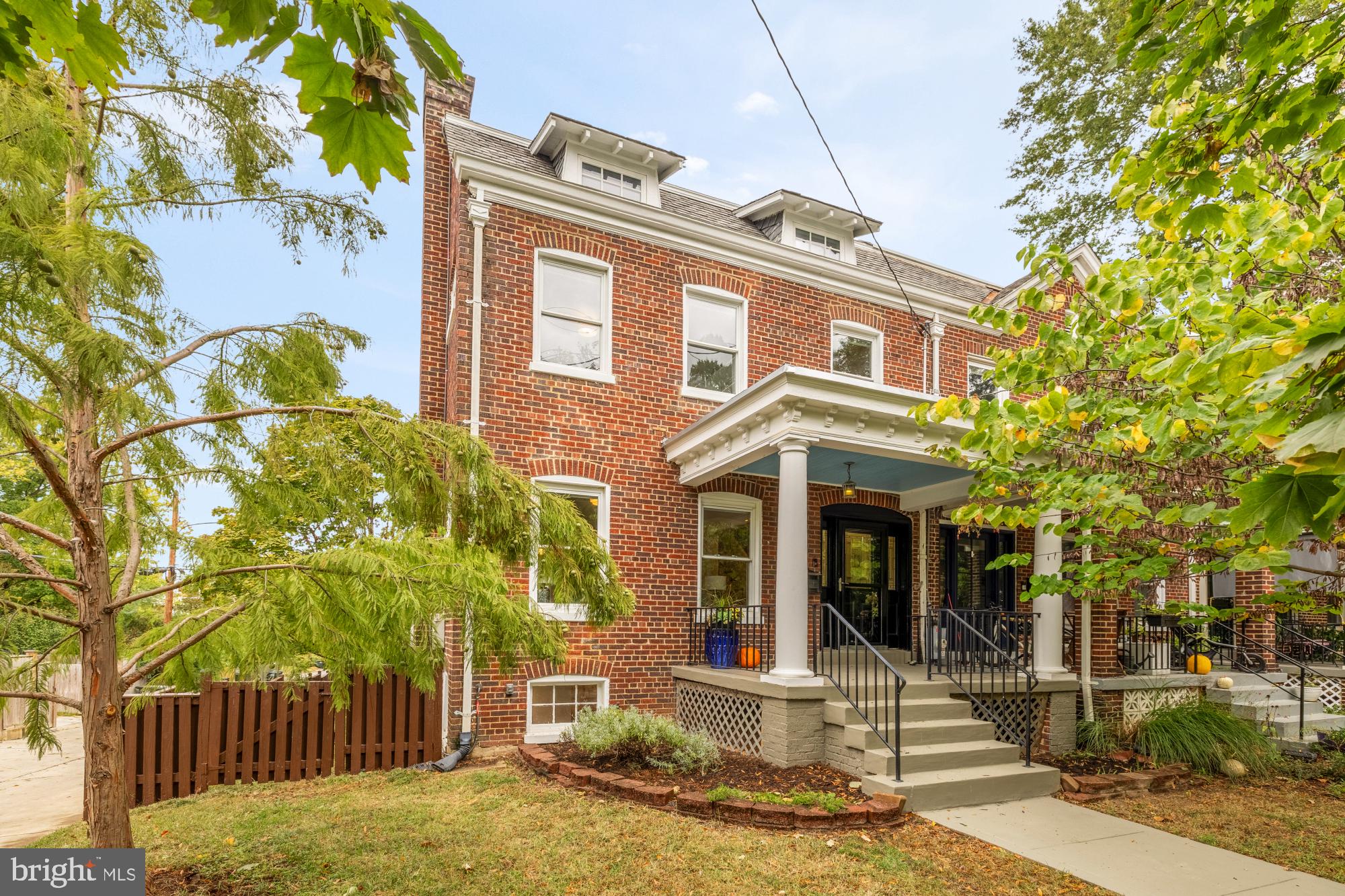 1312 RANDOLPH STREET NE