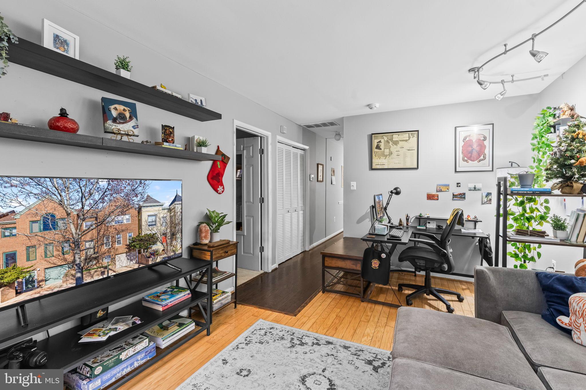 1729 NEWTON STREET NW