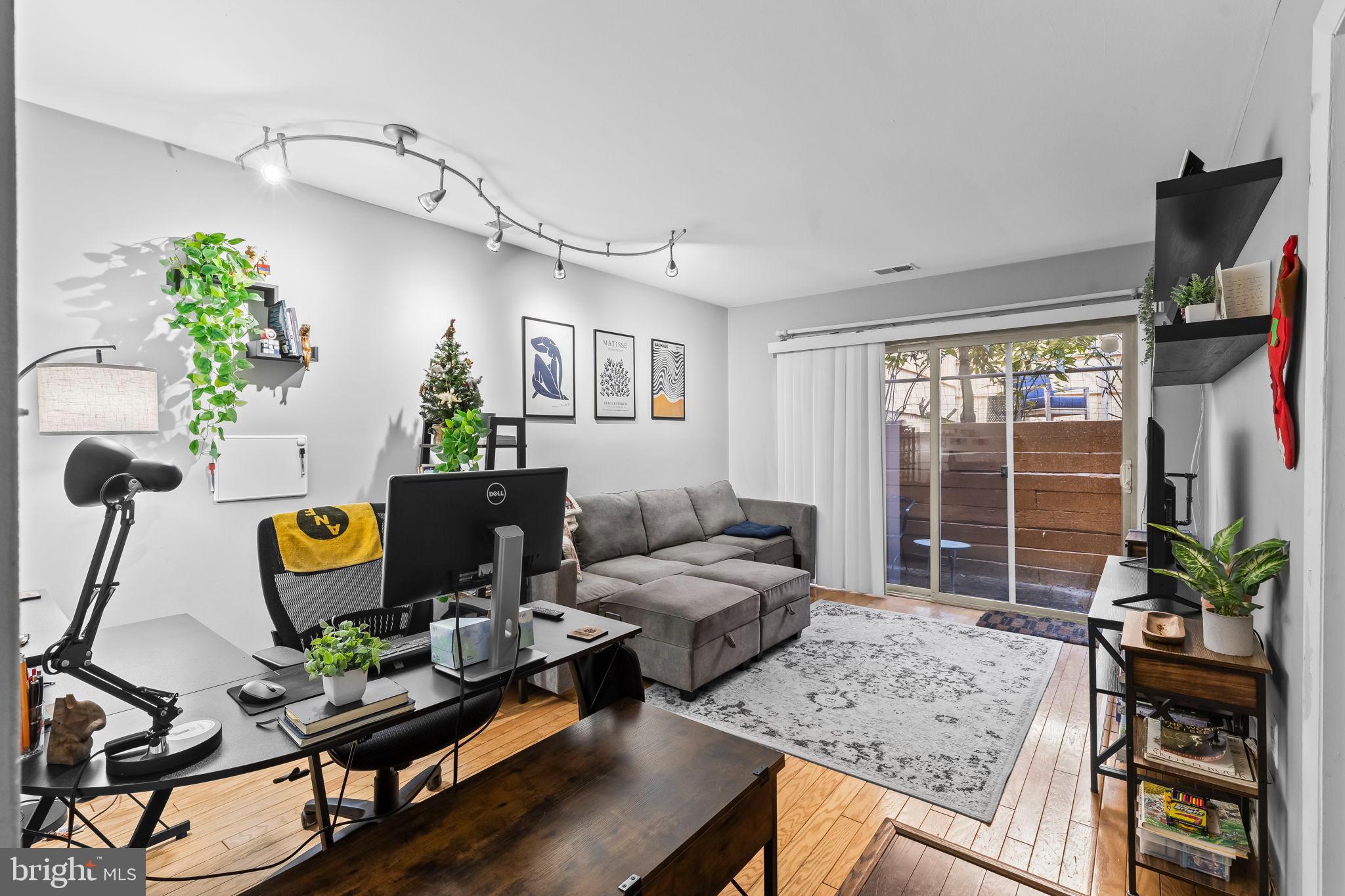 1729 NEWTON STREET NW