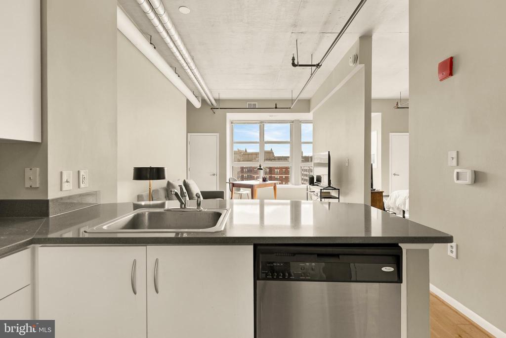 1300 N STREET NW Unit: 814