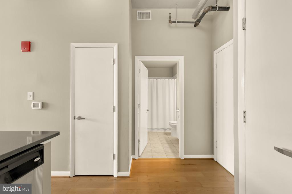 1300 N STREET NW Unit: 814