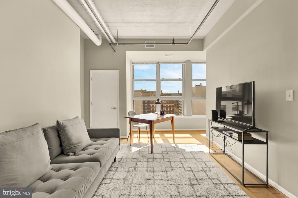 1300 N STREET NW Unit: 814