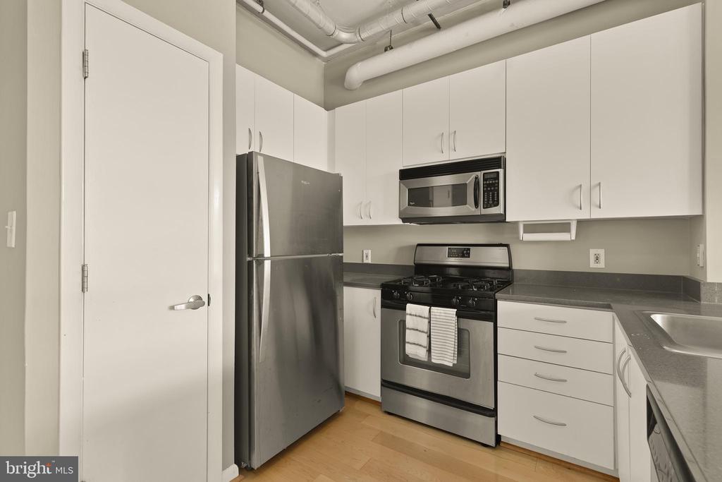 1300 N STREET NW Unit: 814