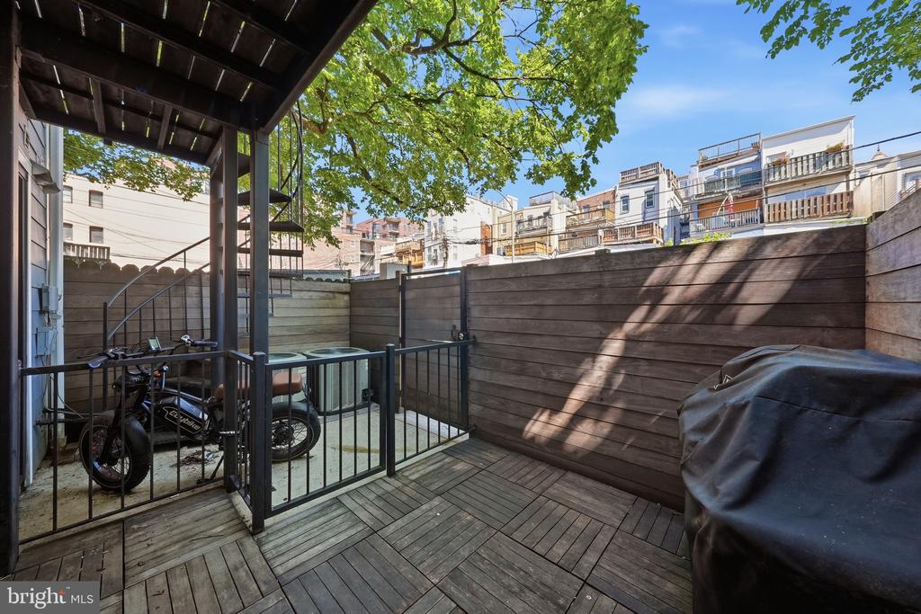 1341 IRVING STREET NW Unit: A