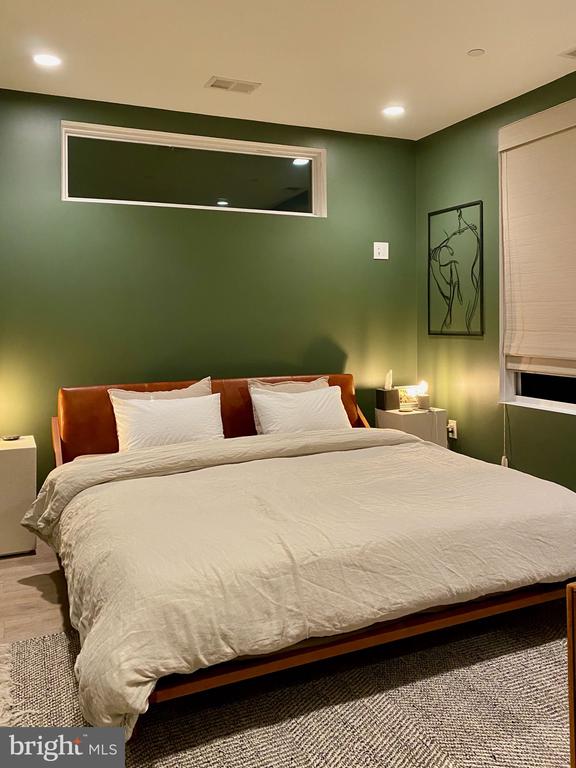 646 NEWTON PLACE NW Unit: 303