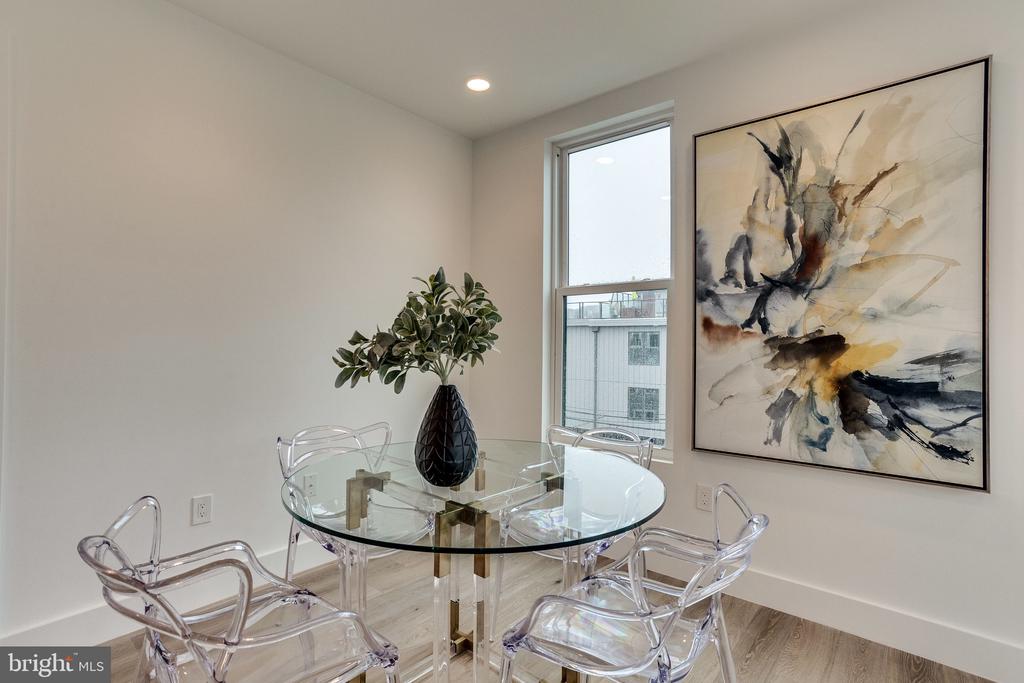646 NEWTON PLACE NW Unit: 303