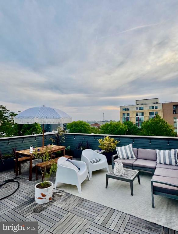 646 NEWTON PLACE NW Unit: 303