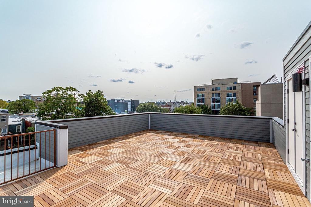 646 NEWTON PLACE NW Unit: 303