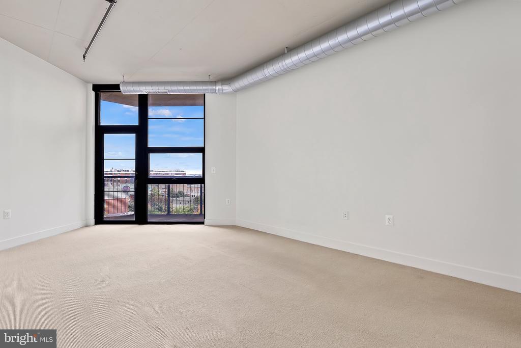 2125 14TH STREET NW Unit: 702