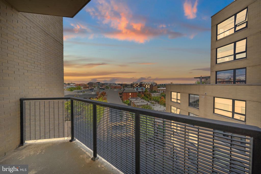 2125 14TH STREET NW Unit: 702