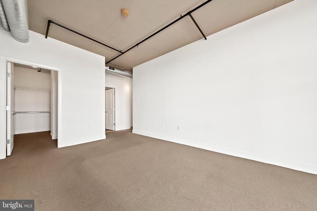 2125 14TH STREET NW Unit: 702