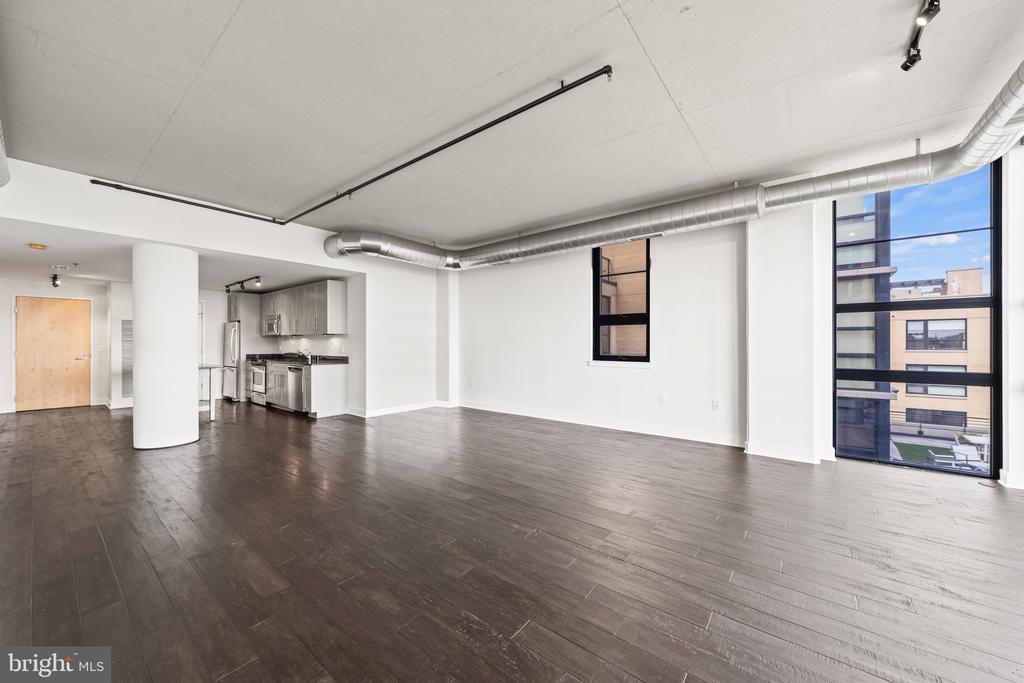 2125 14TH STREET NW Unit: 702