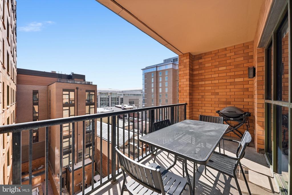 910 M STREET NW Unit: 630