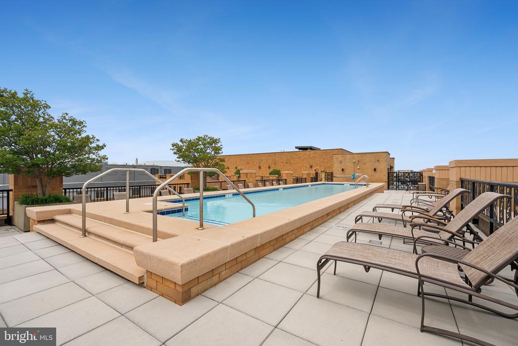 910 M STREET NW Unit: 630