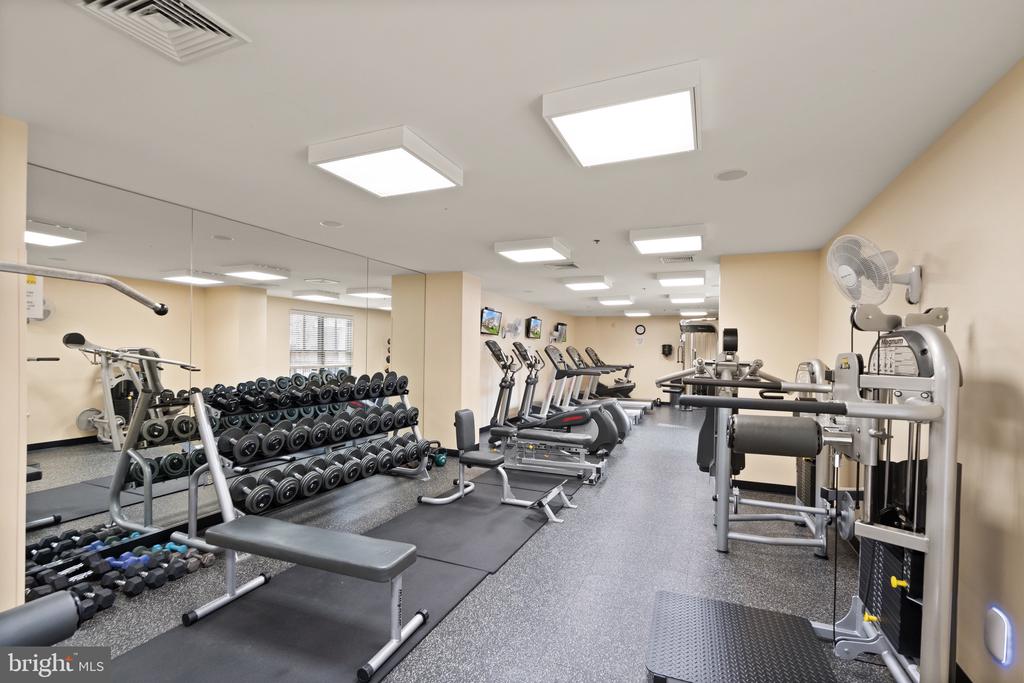 910 M STREET NW Unit: 630