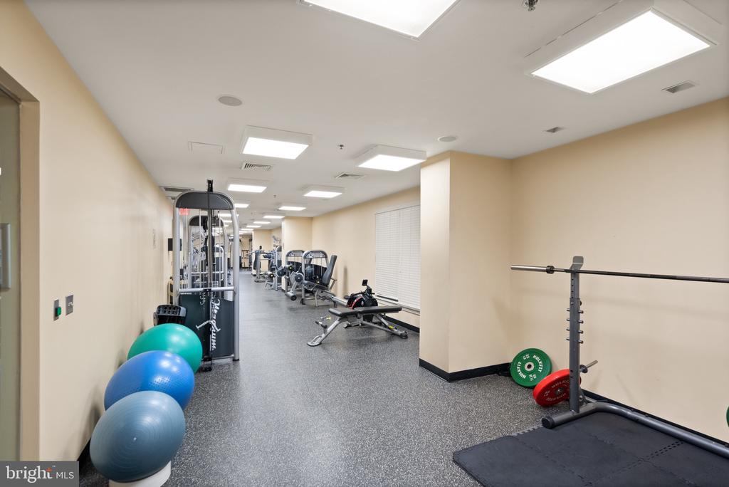 910 M STREET NW Unit: 630