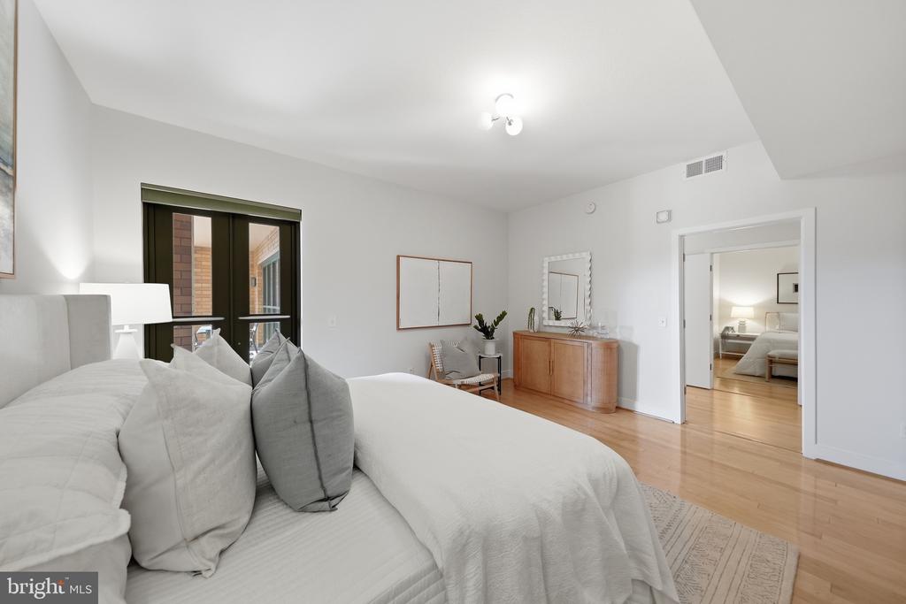910 M STREET NW Unit: 630