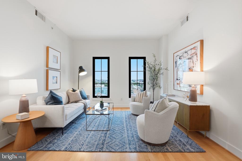 910 M STREET NW Unit: 1112