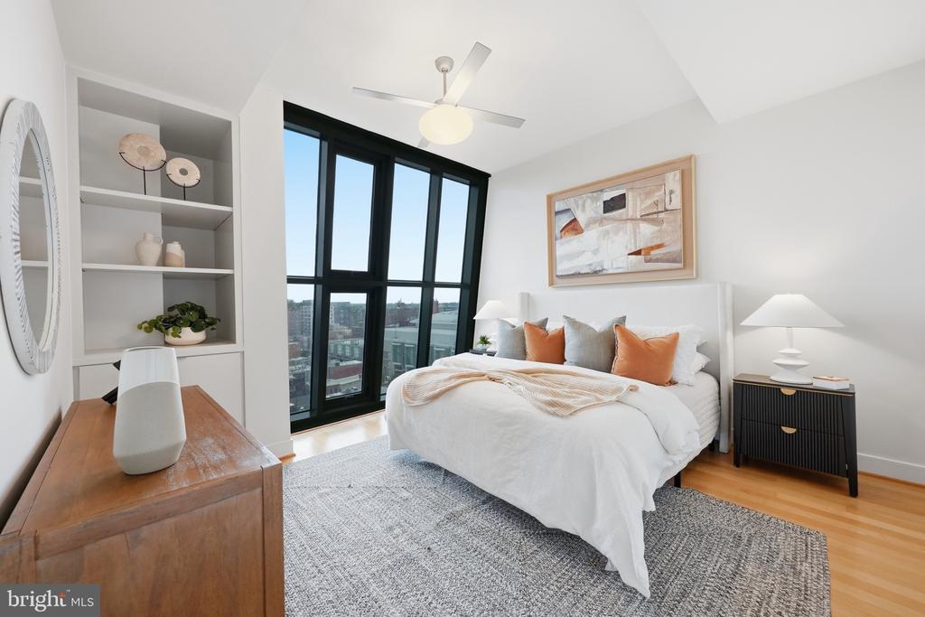 910 M STREET NW Unit: 1112