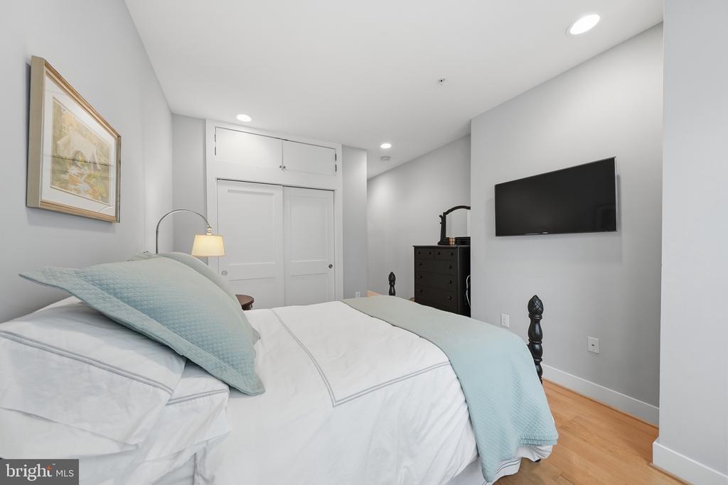 751 P STREET NW Unit: 5
