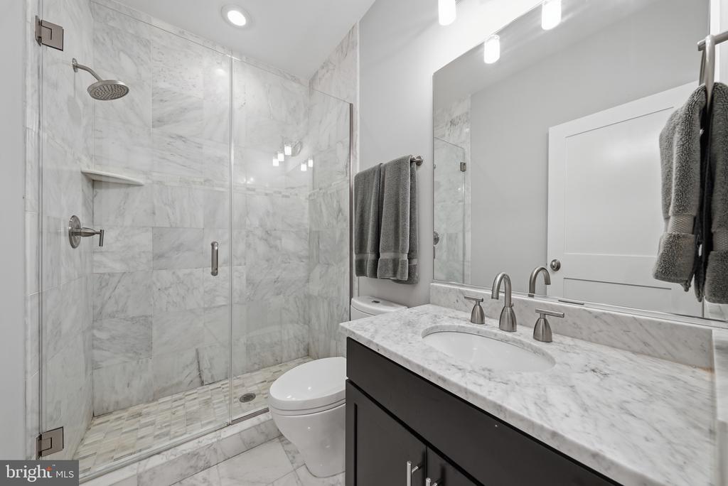 751 P STREET NW Unit: 5