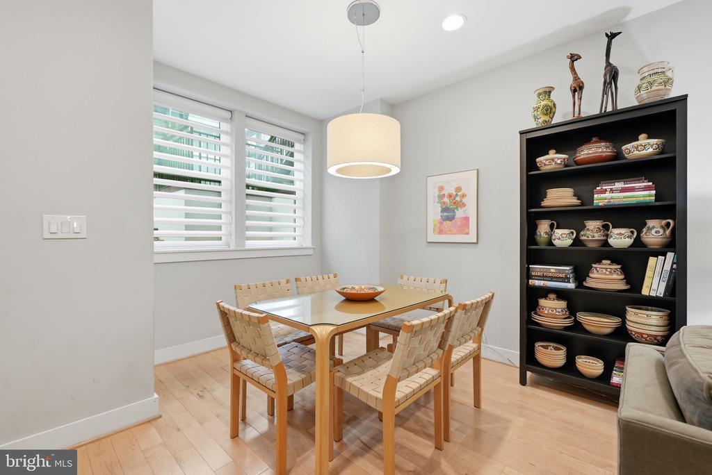 751 P STREET NW Unit: 5
