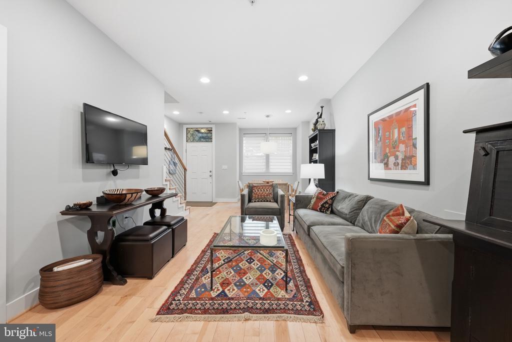 751 P STREET NW Unit: 5