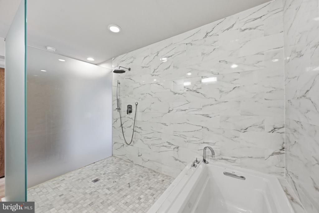 1341 IRVING STREET NW Unit: A