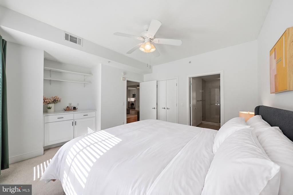 910 M STREET NW Unit: 329